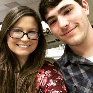 Meet your Posher, Carly